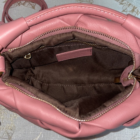 Valentina Fiore Dusty Pink Handmade Italian Leather Crossbody Bag - Picture 6 of 8